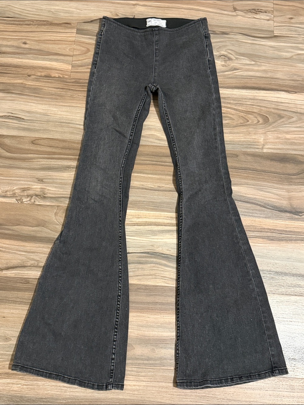 Free People Pants Jeans Penny Flare Stretch Pull On Mid Rise Black Size 24